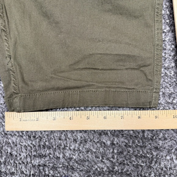 Volcom Mens Shorts Size 30 Olive Green Casual Flat Front Chino Skate - Picture 6 of 7